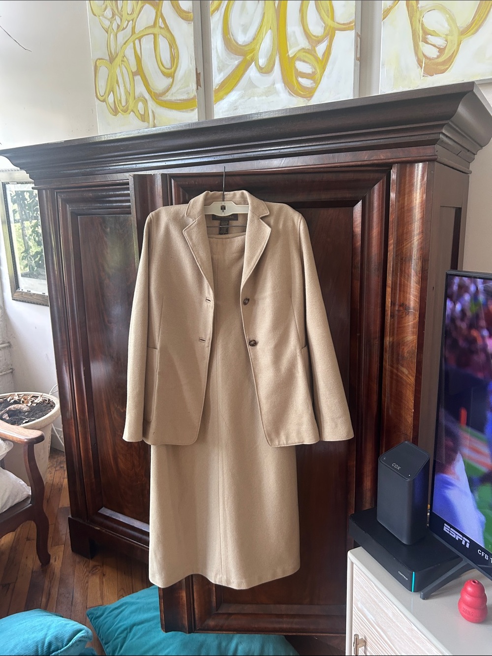 Banana Republic Beige Women's Blazer and ankle length Skirt Set.